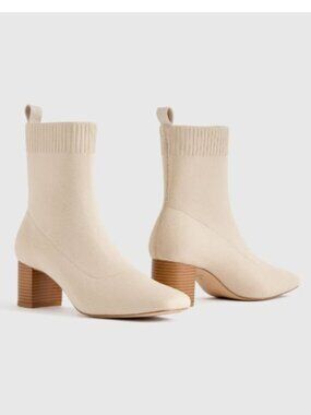 New in Box 9 9.5 QUINCE Bone Eco Stretch Sock Boots SPRING $115